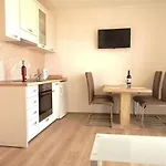 By The Sea Trpanj, Peljesac - 23653 アパート トゥルパニ